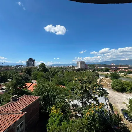 River View Апартаменты *